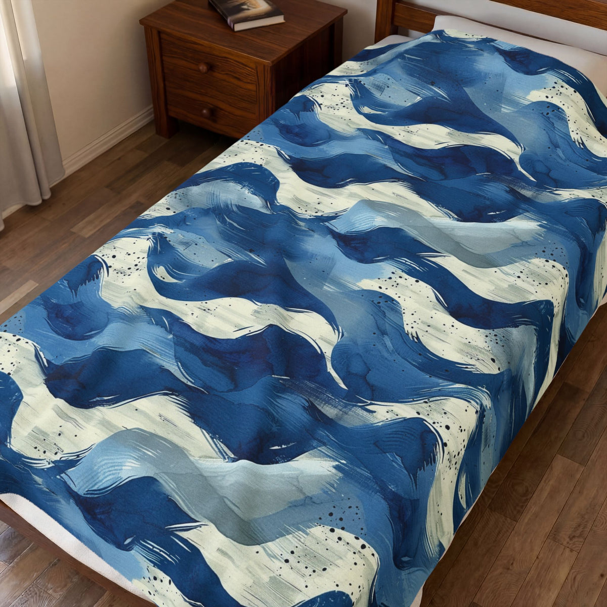 Blue Wave Velveteen Plush Blanket — Soft Coastal Abstract Throw